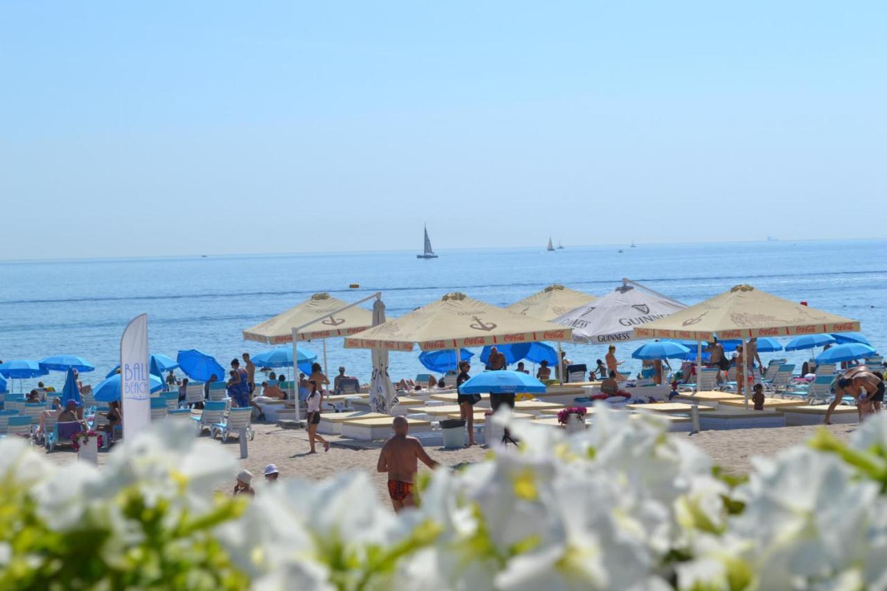 Hotel Shalanda Odessa Esterno foto